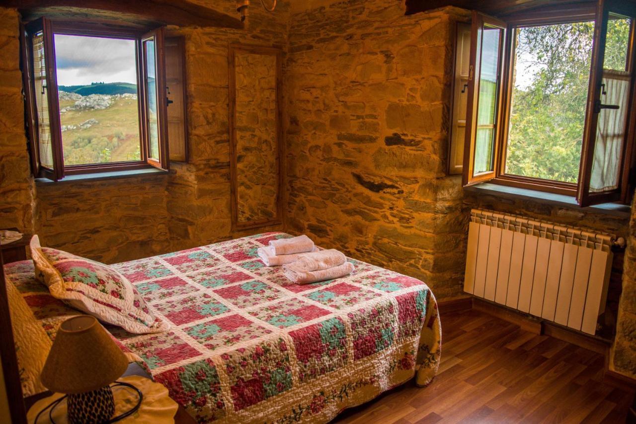 Apartamentos Rurales Tia Vicenta Санта-Еулалія-де-Оскос Екстер'єр фото