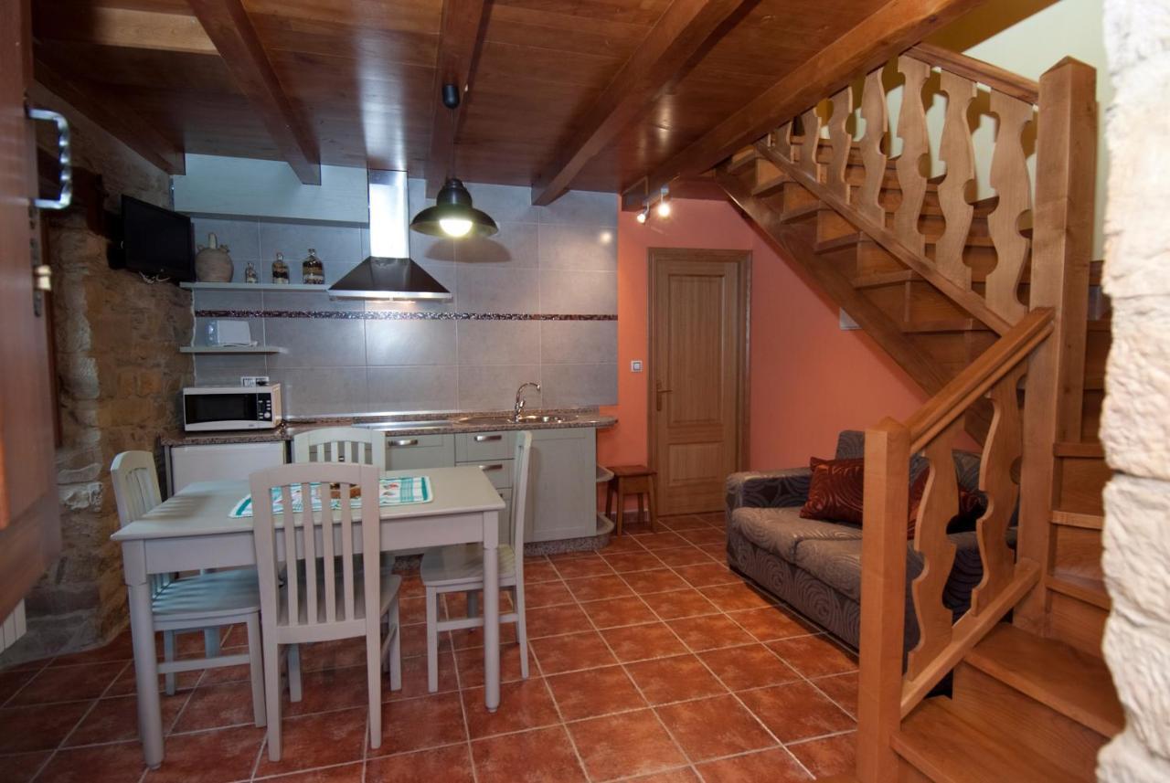 Apartamentos Rurales Tia Vicenta Санта-Еулалія-де-Оскос Екстер'єр фото