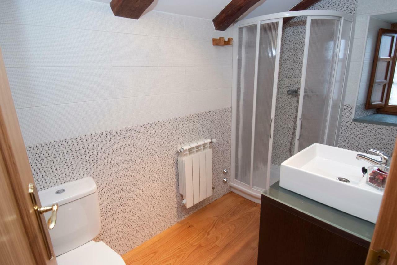 Apartamentos Rurales Tia Vicenta Санта-Еулалія-де-Оскос Екстер'єр фото