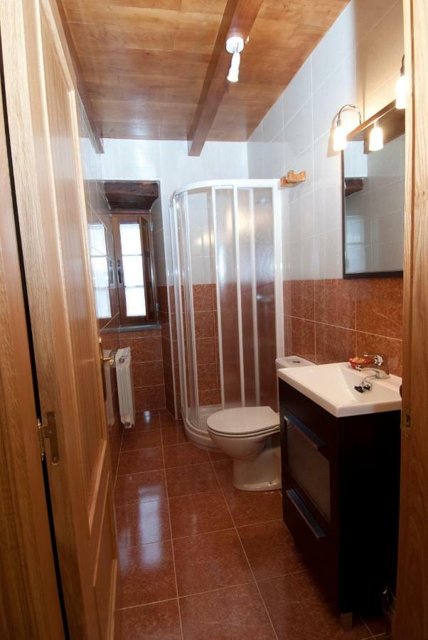 Apartamentos Rurales Tia Vicenta Санта-Еулалія-де-Оскос Екстер'єр фото